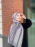 Dalal - Hijab Fantasia Di Crêpe Blu Navy & Creme