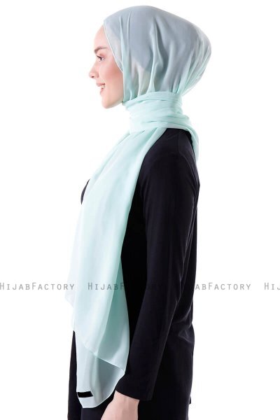 Hadise - Hijab Chiffon Verde Chiaro