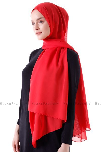 Hadise - Hijab Chiffon Lampone