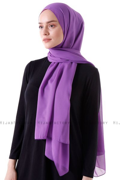 Hadise - Hijab Chiffon Viola