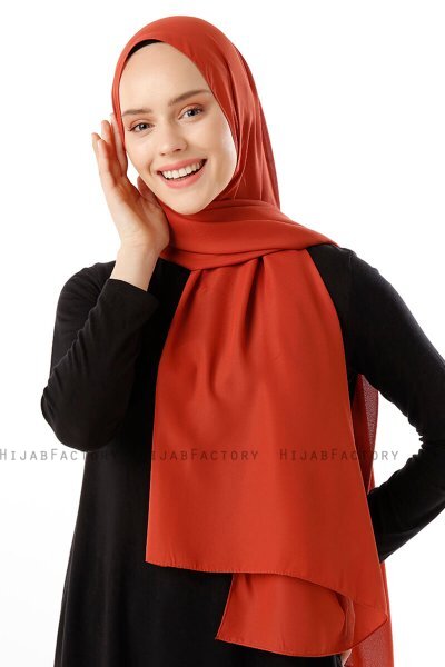 Hadise - Hijab Chiffon Rosso Mattone