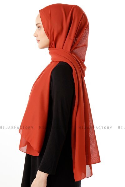 Hadise - Hijab Chiffon Rosso Mattone