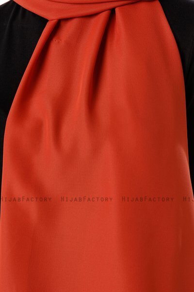 Hadise - Hijab Chiffon Rosso Mattone