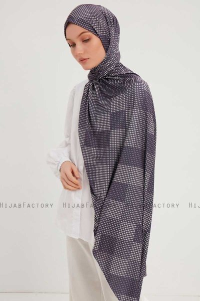 Nurgul - Hijab Fantasia Viola