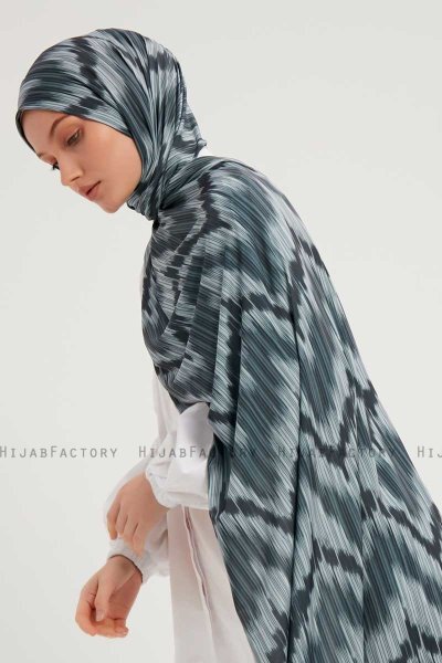 Tansu - Hijab Fantasia Smoked