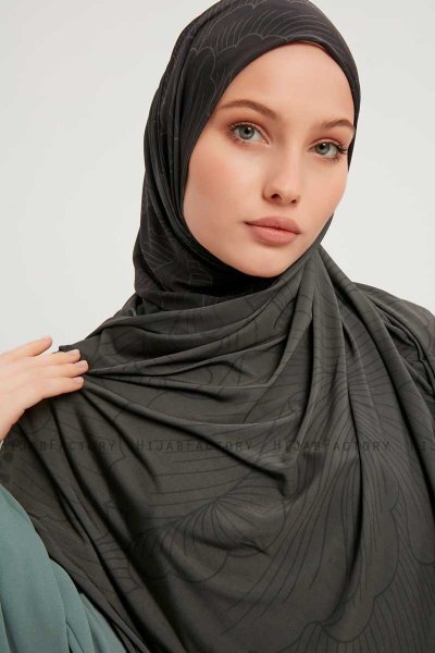 Fadime - Hijab Fantasia Smoked