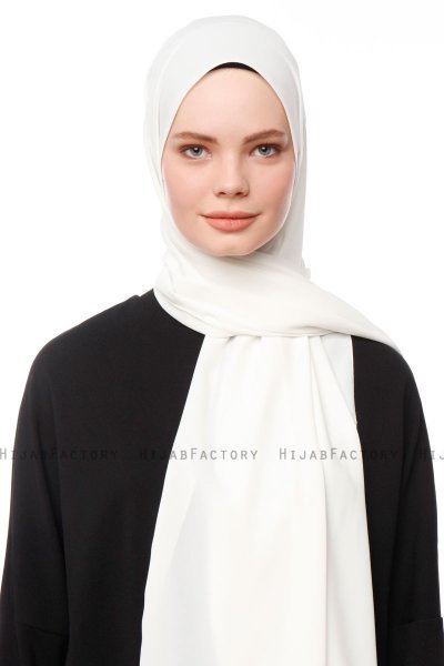 Aylin - Hijab Medine Silk Creme - Gülsoy