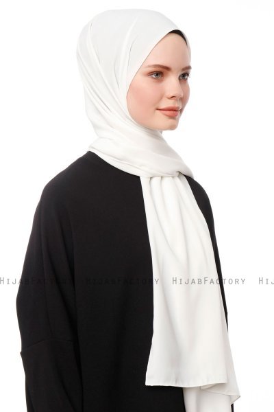 Aylin - Hijab Medine Silk Creme - Gülsoy