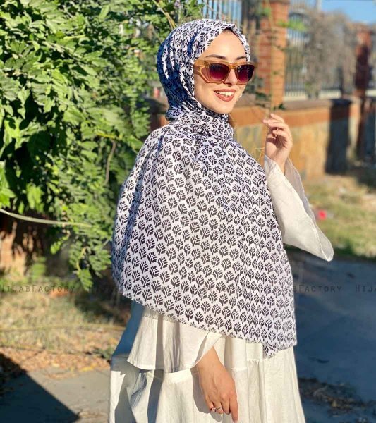 Basimah - Hijab Fantasia Di Cotone Bianca