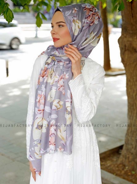 Fani - Hijab Fantasia Viola - Sal Evi
