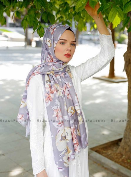 Fani - Hijab Fantasia Viola - Sal Evi