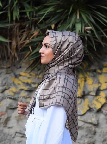 Mahmuna - Hijab Fantasia Satin Taupe