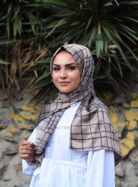 Mahmuna - Hijab Fantasia Satin Taupe
